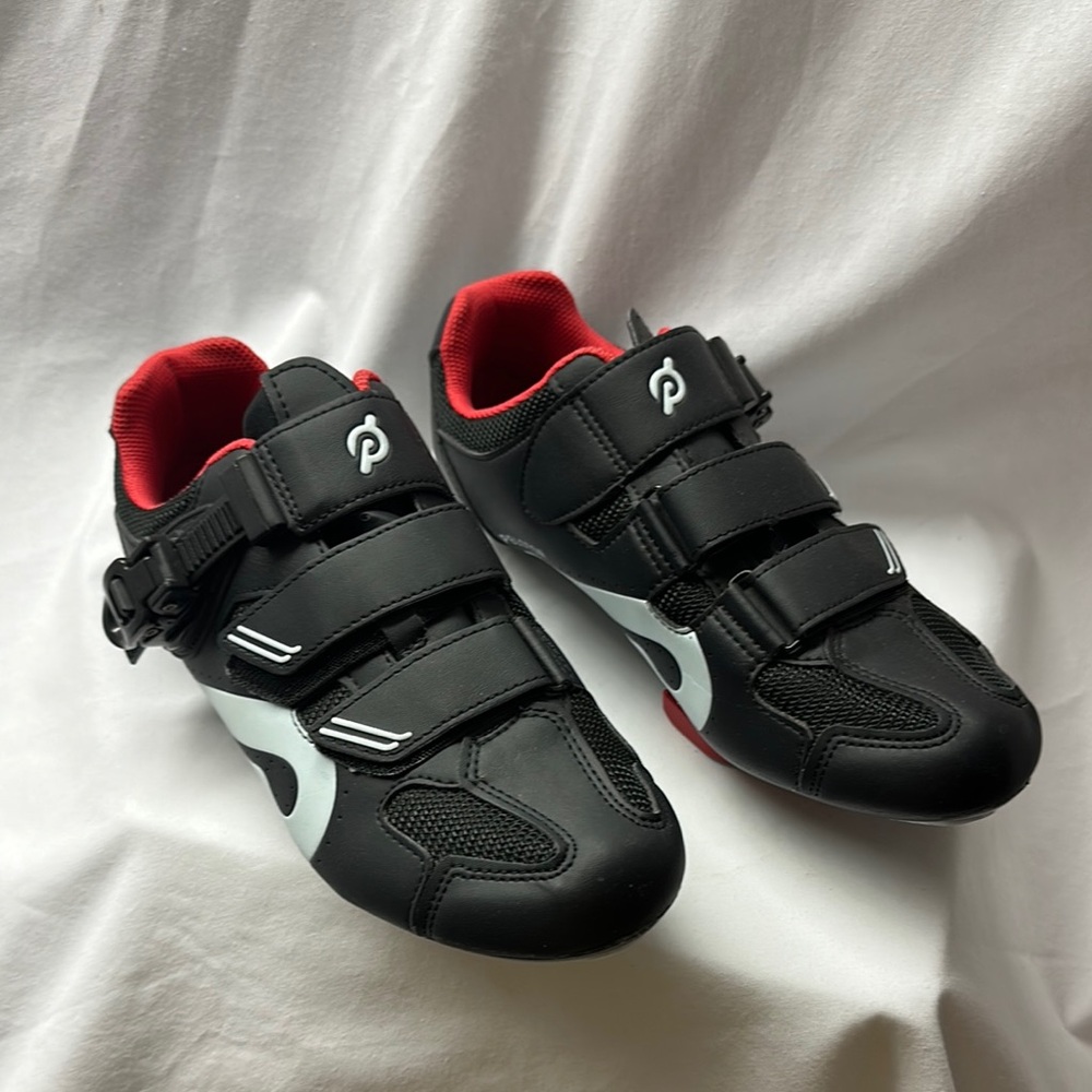 Peloton Black and Red Cycling Shoes size 41
